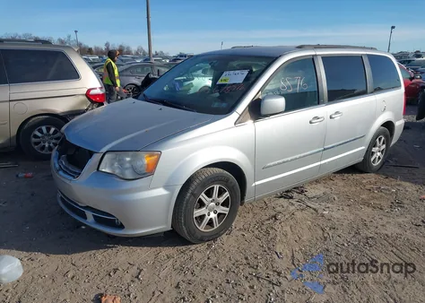 2012 Chrysler Town & Country Touring z USA, uszkodzony, nr VIN 2C4RC1BG1CR301319